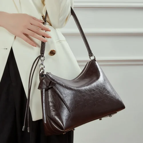 Retro Leather Underarm Hobo Bag